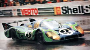 Unter anderem soll ein Fahrzeug dieses Typs nachgebaut worden sein: ein Porsche-Sportwagen  917 LH, Spitzname „Hippie“, hier beim Rennen in Le Mans 1970. Foto: Porsche