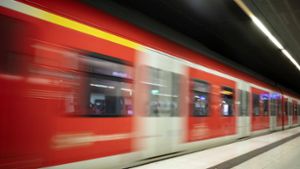 Aufgrund einer Störung kam es zeitweise auf sämtlichen S-Bahn-Linien in Stuttgart zu Verspätungen und Ausfällen. (Symbolbild) Foto: IMAGO/imagebroker/IMAGO/imageBROKER/Michael Weber